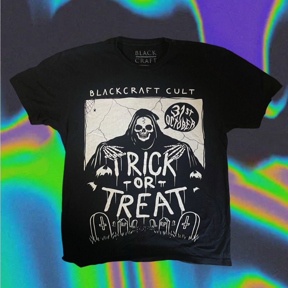 Black Short Sleeve Graphic Tees